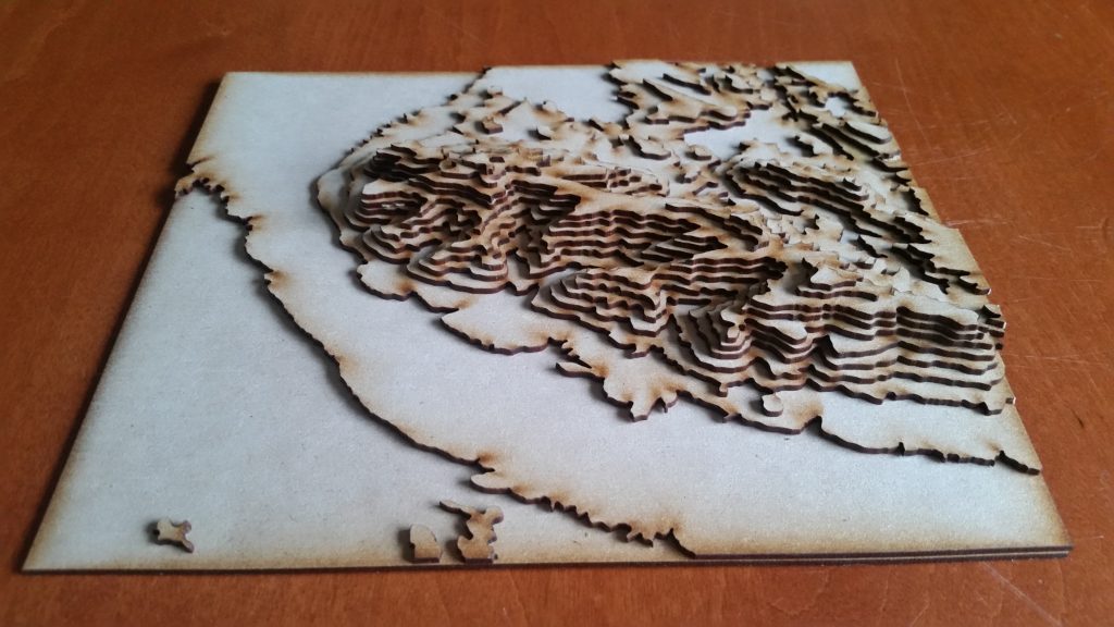 Superstition Mountains 3D Contour Map, 2017. Coursework for Arch3351. Made with QGIS, AutoCAD, Adobe Illustrator and Laser Cutter. 