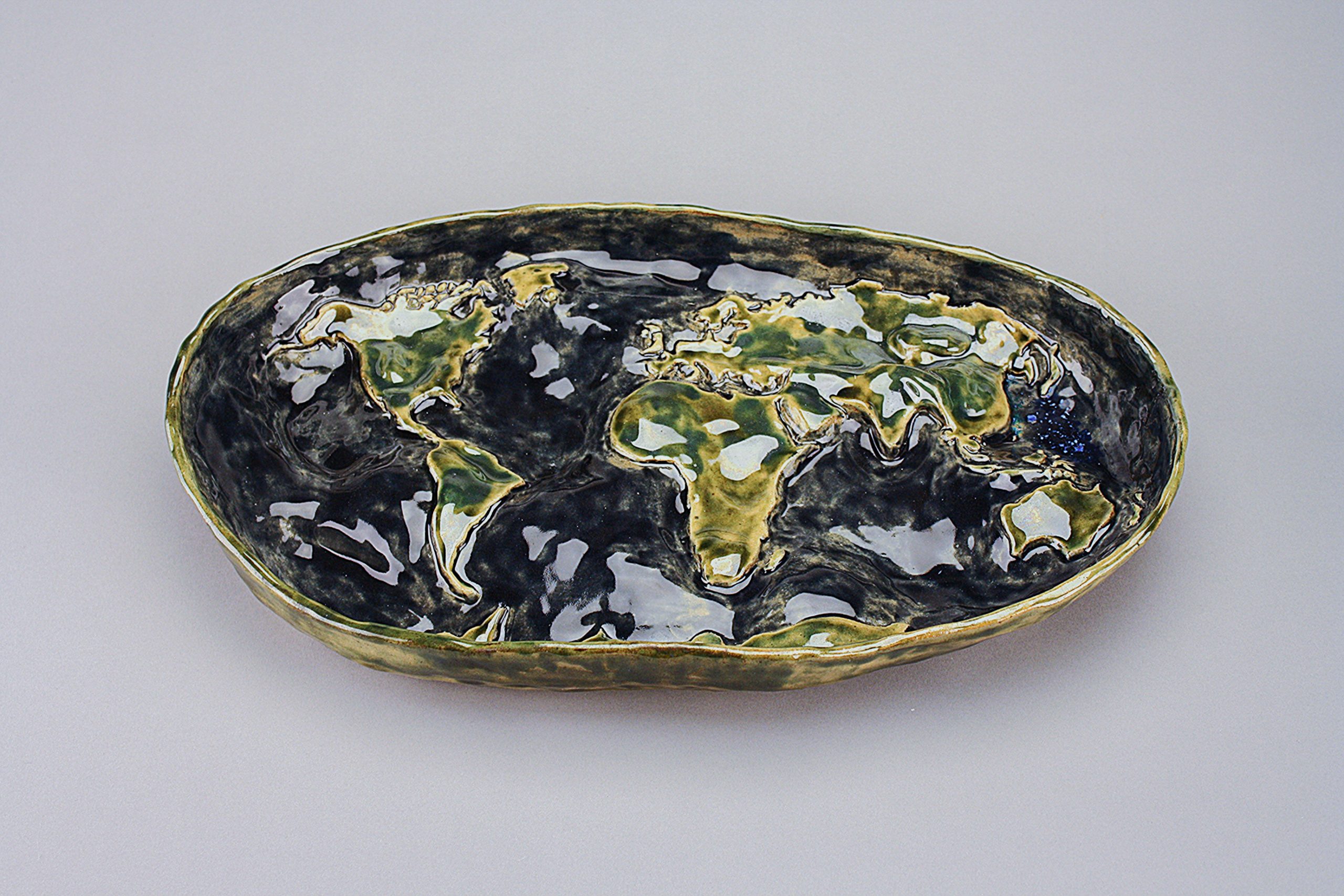 Geoid Fruit Platter, 2012. Stoneware and Glaze fired to cone 10